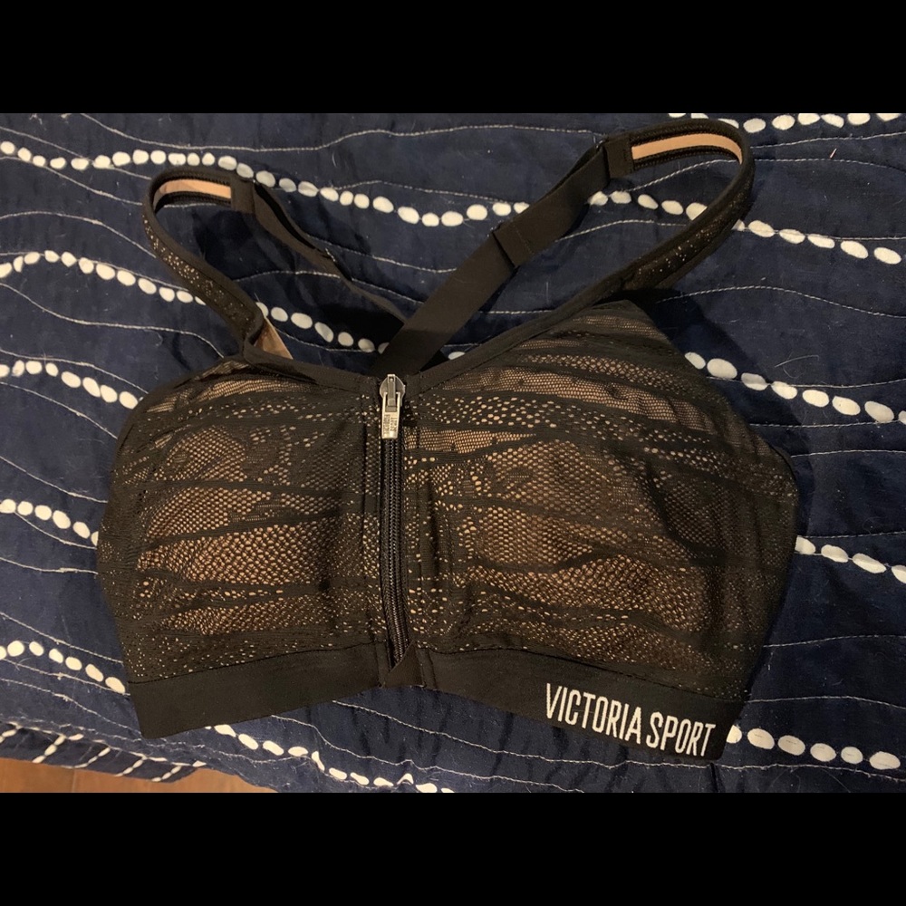 Victoria Secrets Sports Bra